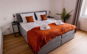 Highlight am Stadtplatz Mühldorf - C4S COME4STAY - 2 Zimmer Wohnung I bis zu 5 Gäste